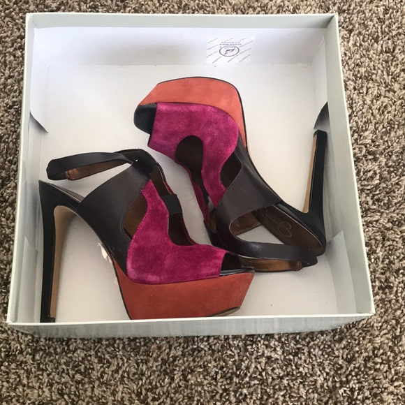 Jessica Simpson collection - Picture 2 of 5